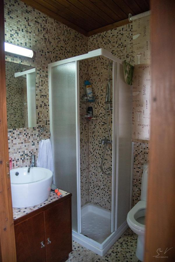 *2 Bdr Log House /Mountains/Queen Bed/Fireplace Гурри Экстерьер фото